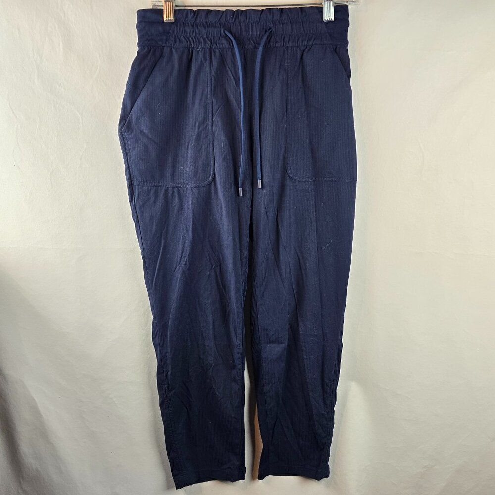 Lululemon Beyond The Studio Crop Pants Womens 6 Blue Striped Pockets Cinch Ankle